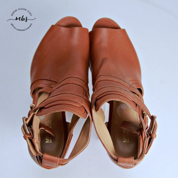 EUC Michael Kors Buckle Leather Blaze Open Toe Heeled Booties Tan Women Size 9 - Picture 11 of 13